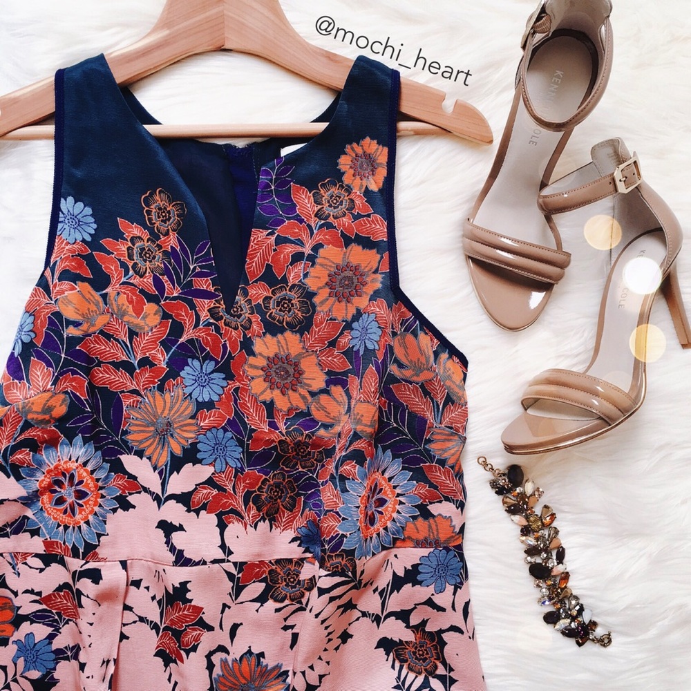 HD in Paris • multicolor floral printed tank 🌷